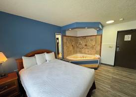 South Ridge Inn 4