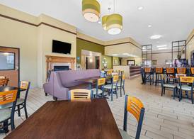 Best Western Ambassador Inn & Suites 4