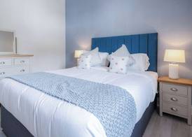 Beach Haven Hideout - 2 Bedroom - Milford Haven 4