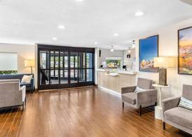 Comfort Inn Mayfield Heights Cleveland East 2