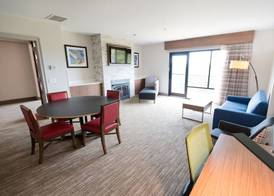 Holiday Inn Express & Suites LEXINGTON NW-THE VINEYARD by IHG 5