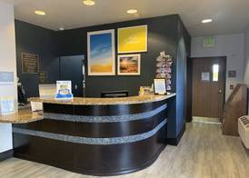 Days Inn by Wyndham Bernalillo 4