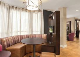 Courtyard by Marriott Roseville 3