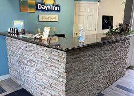 Days Inn by Wyndham West Branch Iowa City Area 2