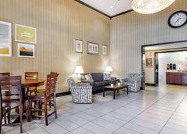 Days Inn by Wyndham Westminster 3