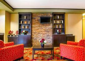Suburban Studios Cedar Falls 3