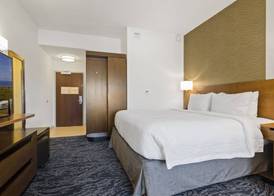 Fairfield Inn & Suites by Marriott St Petersburg North 5