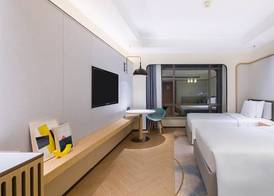 Holiday Inn Chongqing Guanyinqiao by IHG 2