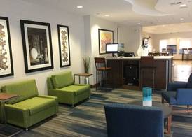 Holiday Inn Express & Suites AUSTIN NE - HUTTO by IHG 2