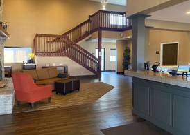 Comfort Suites Peoria I-74 4
