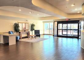 Days Inn & Suites by Wyndham Houston / West Energy Corridor 4