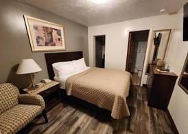 Jefferson Hills Motel 5