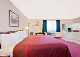 Days Inn by Wyndham Waynesboro 4