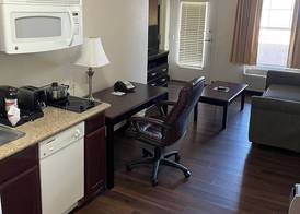 MainStay Suites Texas Medical Center-Reliant Park 5