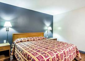 Brentwood Inn Richmond South 3