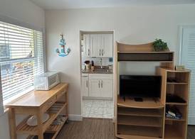 Bahama Beach Club Pompano - Boutique Studios & Apartments close to beach with heated pool 4
