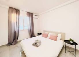 Sunshine Suites 3