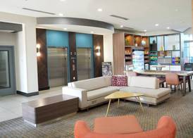 Holiday Inn & Suites PHOENIX AIRPORT by IHG 4