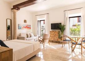 Puerta Catedral Apartments 2