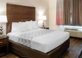 Downtown Hollywood Gardens Inn & Suites 4