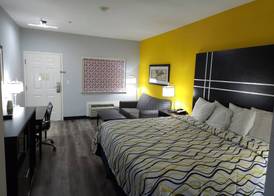 Executive Inn and Suites Tyler 3