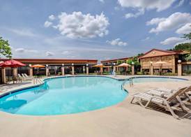 Days Inn By Wyndham Durham/Near Duke University 4