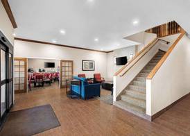 Comfort Inn & Suites Independence 4