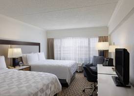 Holiday Inn CLARK - NEWARK AREA by IHG 3