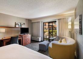 Sonesta Select Huntington Beach Fountain Valley 5