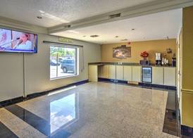 Motel 6 Libertyville, IL 2