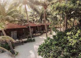 Petit Lafitte Beach Front Hotel & Bungalows 2