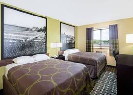 Super 8 by Wyndham Marietta 3