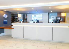 Holiday Inn Express NORTHAMPTON - SOUTH by IHG 3