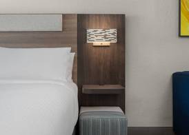 Holiday Inn Express & Suites Alexandria by IHG 4