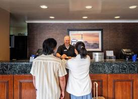 Best Western Merry Manor Inn 5