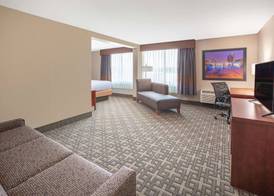 Baymont by Wyndham Grand Rapids Near Downtown 5