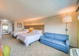 Holiday Inn Express & Suites - Remington by IHG 2