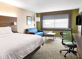 Holiday Inn Express & Suites RACINE by IHG 4