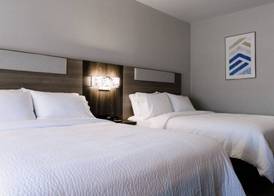 Holiday Inn Express & Suites GLEN ROSE by IHG 5