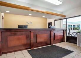 Econo Lodge Moss Point - Pascagoula 3