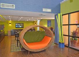 Comfort Inn & Suites Lantana - West Palm Beach South 5
