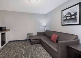La Quinta by Wyndham Atlanta Airport South 5