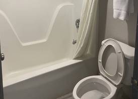 Days Inn by Wyndham Moss Point Pascagoula 5