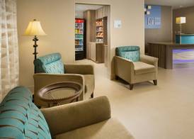 Holiday Inn Express & Suites DFW AIRPORT - GRAPEVINE by IHG 2