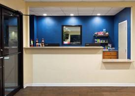 Days Inn by Wyndham Biloxi Beach 2