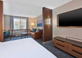 Fairfield Inn & Suites by Marriott Kalamazoo 5