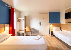 BRIT Hotel Rouen Nord - Barentin 3