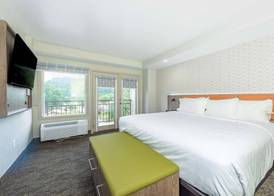 Best Western Plus Apple Valley Lodge Pigeon Forge 4