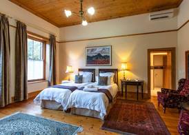 Evergreen Manor and Spa 5
