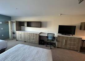 Home2 Suites By Hilton Racine 4
